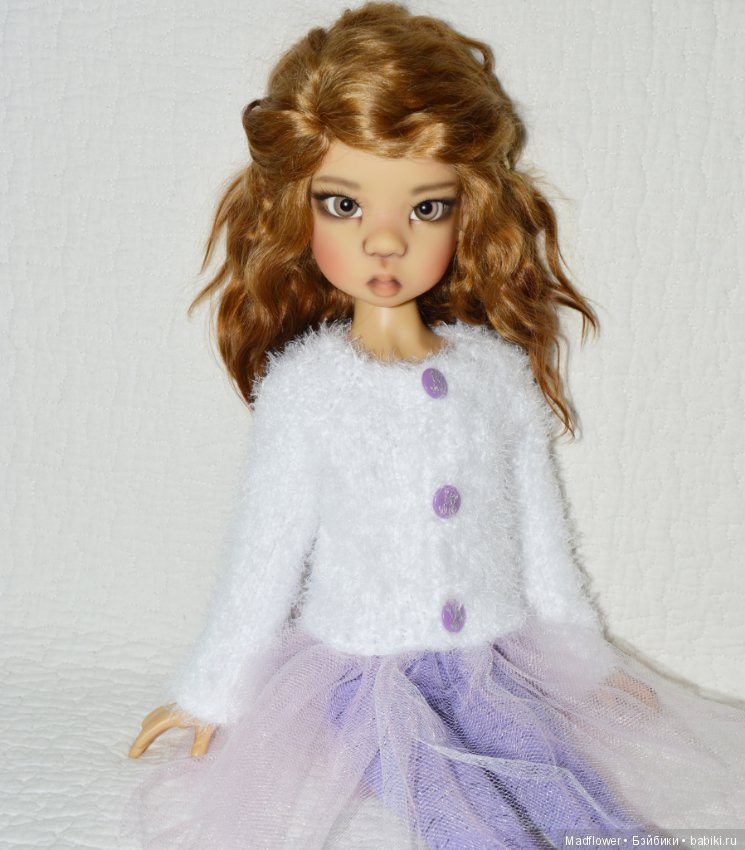 В ожидании новых Готц играю с бжд