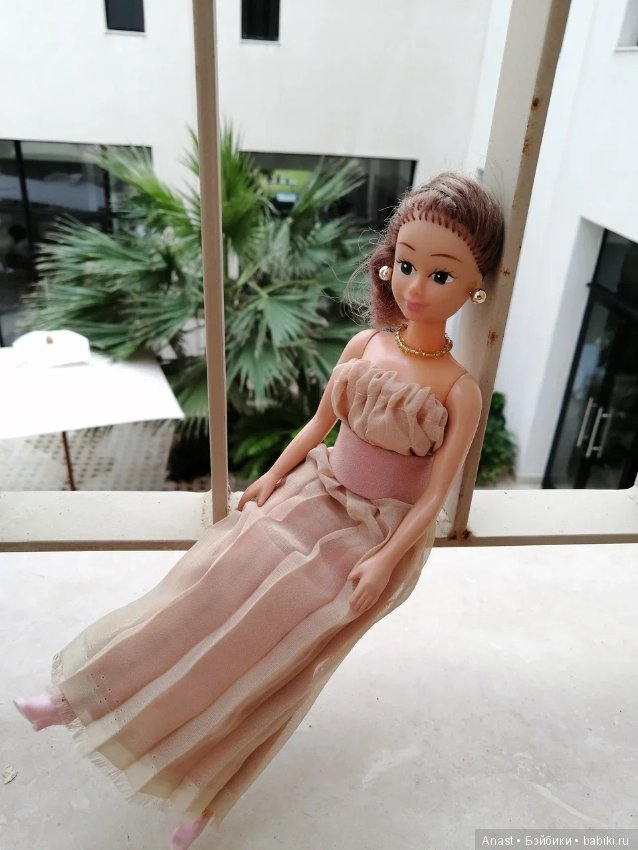 Кристина - русская девушка из эпохи 90-х (фото 2)