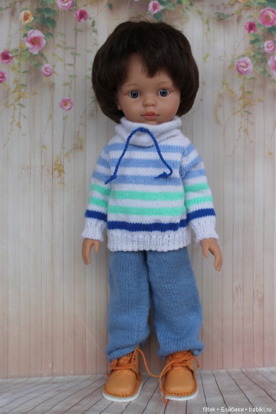 Knitted Doll Clothes: Free Patterns and Descriptions by Kristen Rettig