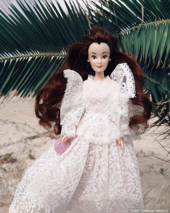 Музей винтажных платьев. Кружевное белое платье (фото 5)