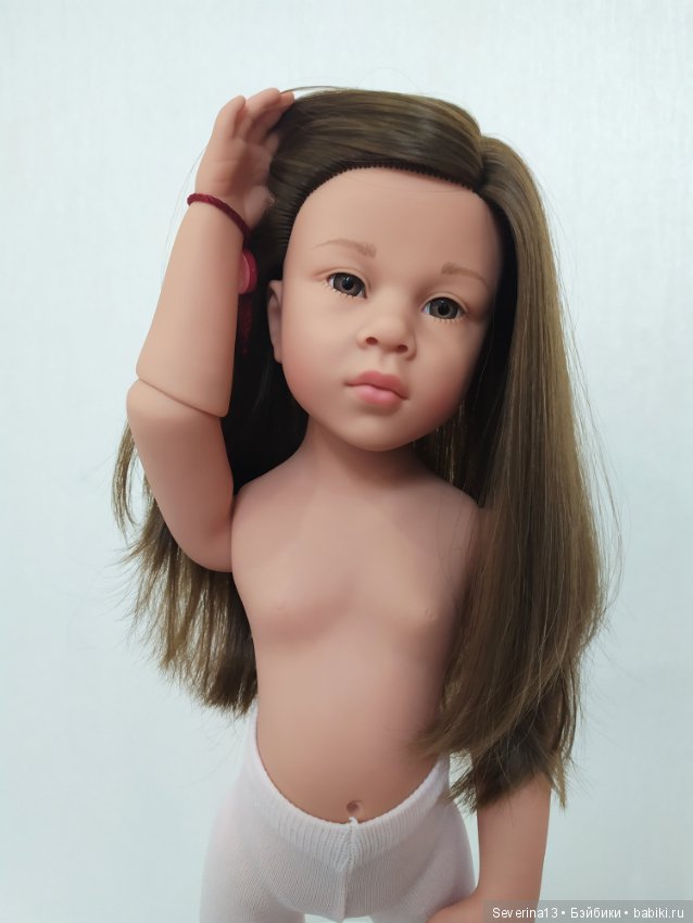 Извлекаем заводские ресницы Эмилии Готц (фото 3)