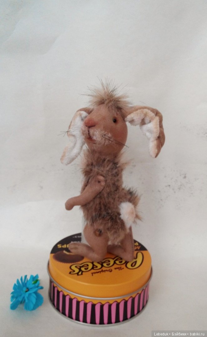Зайчик-Обаяшка. Текстильные игрушки от Людмилы Лебедюк