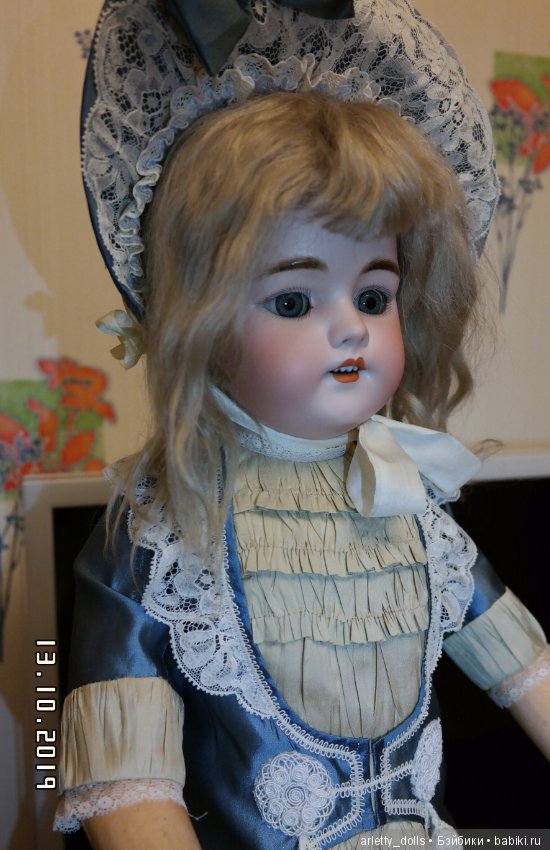 Моя сладкая девочка-конфеточка одевается