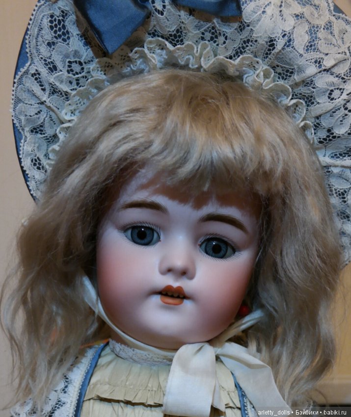 Моя сладкая девочка-конфеточка одевается