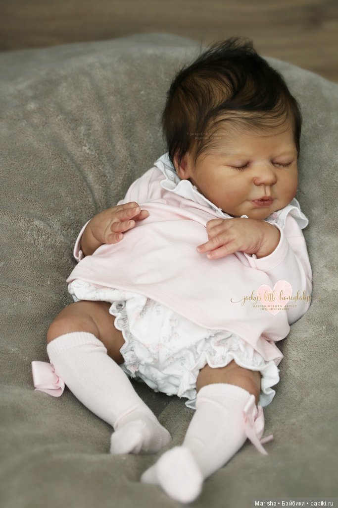 Valentina скульптора Elisa Marx, автор прототипа Jacqueline Kramer