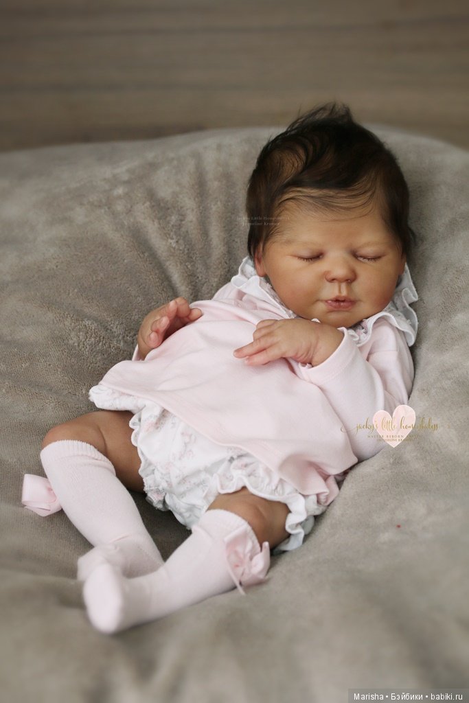 Valentina скульптора Elisa Marx, автор прототипа Jacqueline Kramer