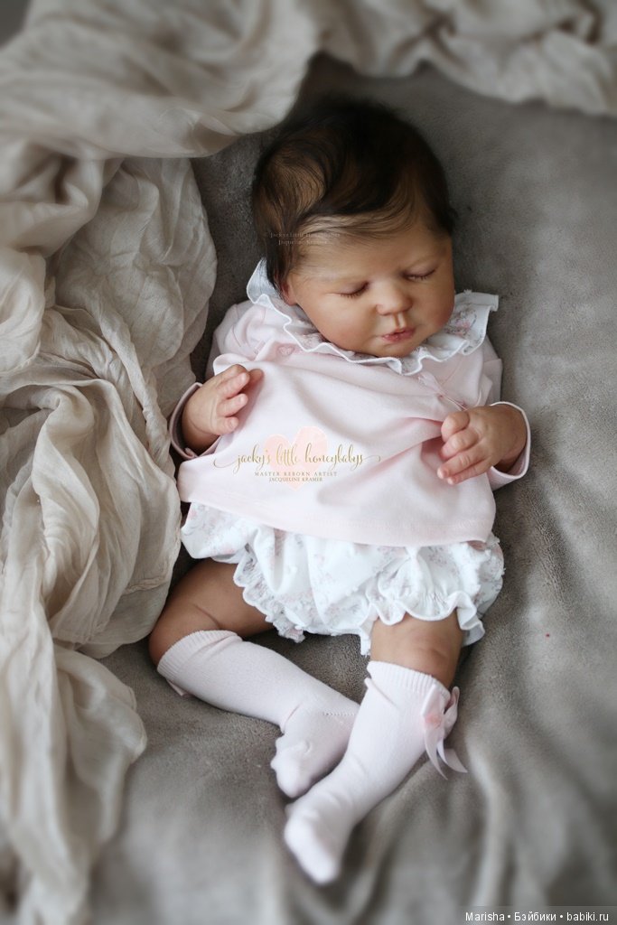 Valentina скульптора Elisa Marx, автор прототипа Jacqueline Kramer