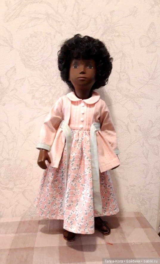 Саша и новое платье — Куклы Sasha Morgenthaler (Саша Моргенталер): Trendon (фото 3)