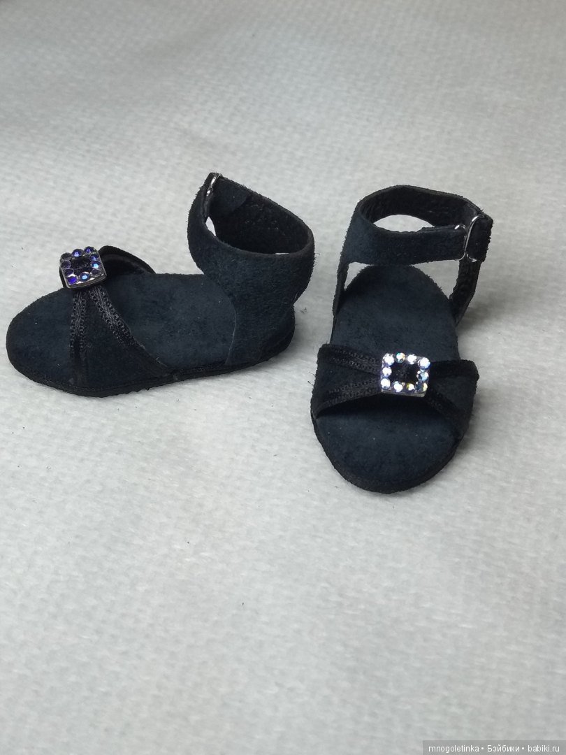 Замшевые босоножки на маленькой ножке (фото 8)