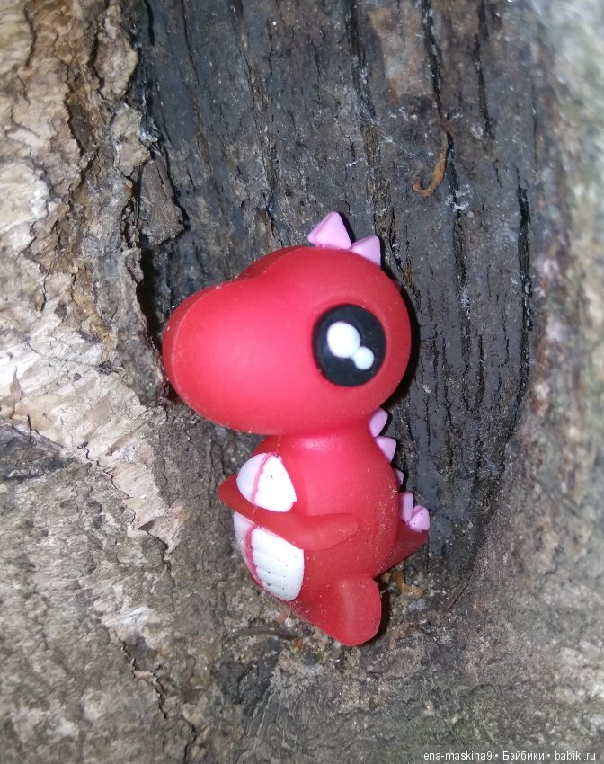 Диназаврики и их малыши, вышлю ночью в лес погулять