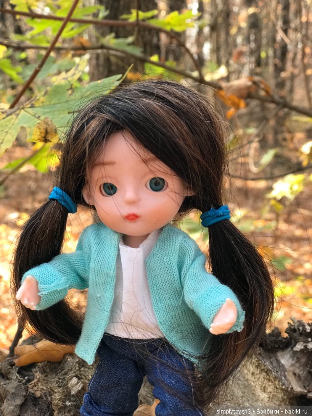 Большая прогулка малюсенькой девочки