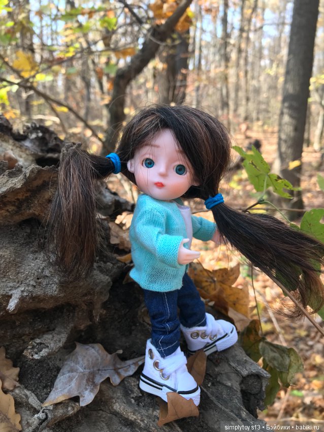 Большая прогулка малюсенькой девочки