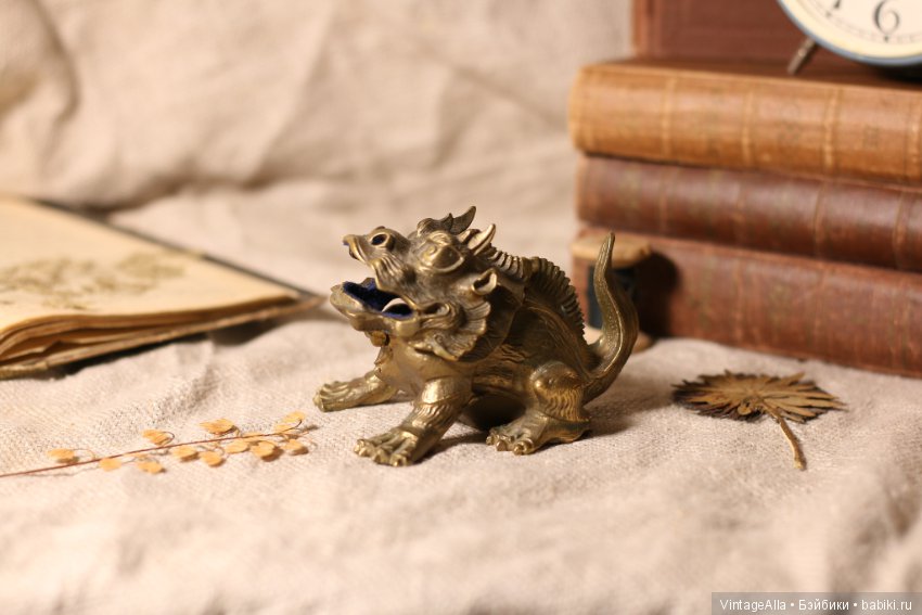 У каждой хранительницы сокровищ должна быть помощница