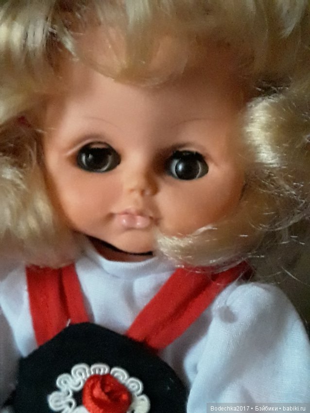 Помогите, пожалуйста, опознать куколку