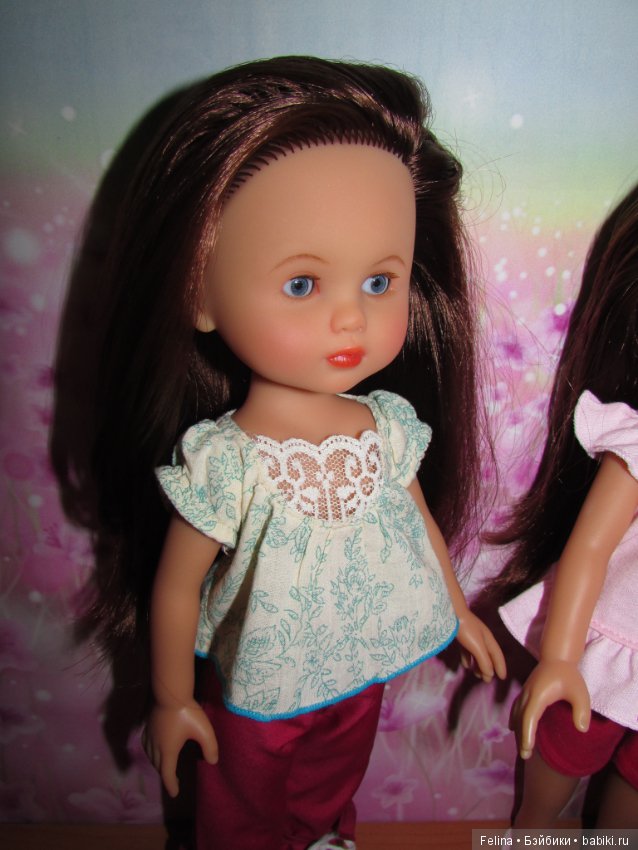 Corolle Les Cheries: Хлои