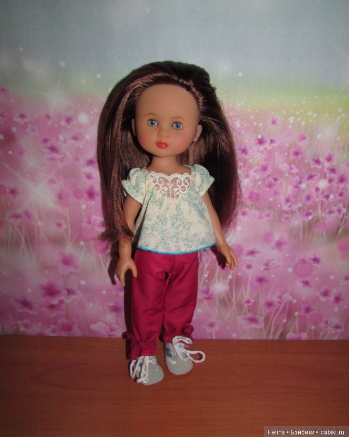 Corolle Les Cheries: Хлои