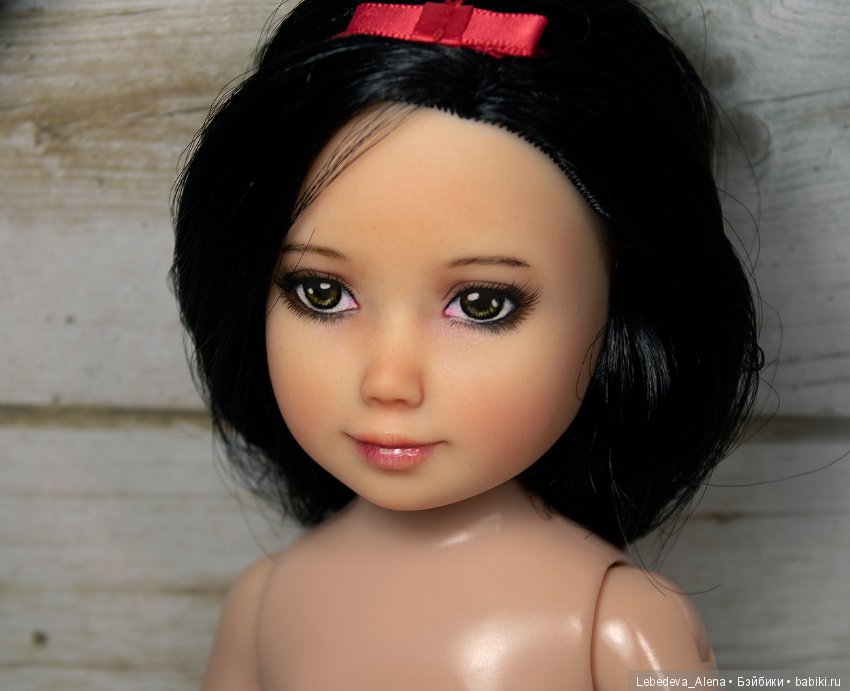 Белоснежка — ООАК и репейнт игровых кукол: Bratz (фото 3)