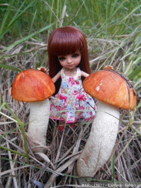 Фенечка и ее любимая подружка! Часть 2 - продолжение истории