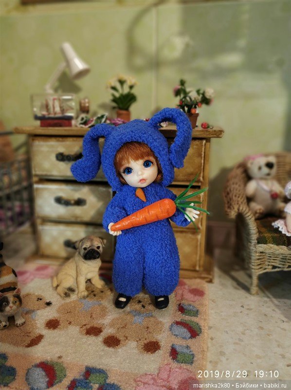 Моя Кристюша в костюмах животных