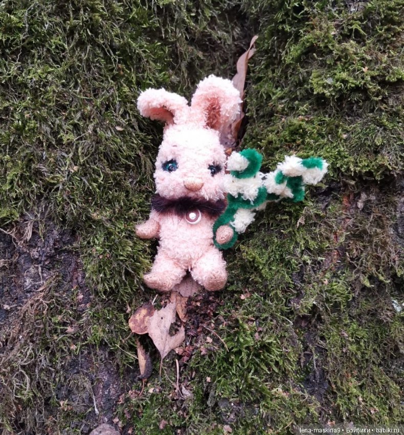 Марфушка - собралась в лес, за зайцами