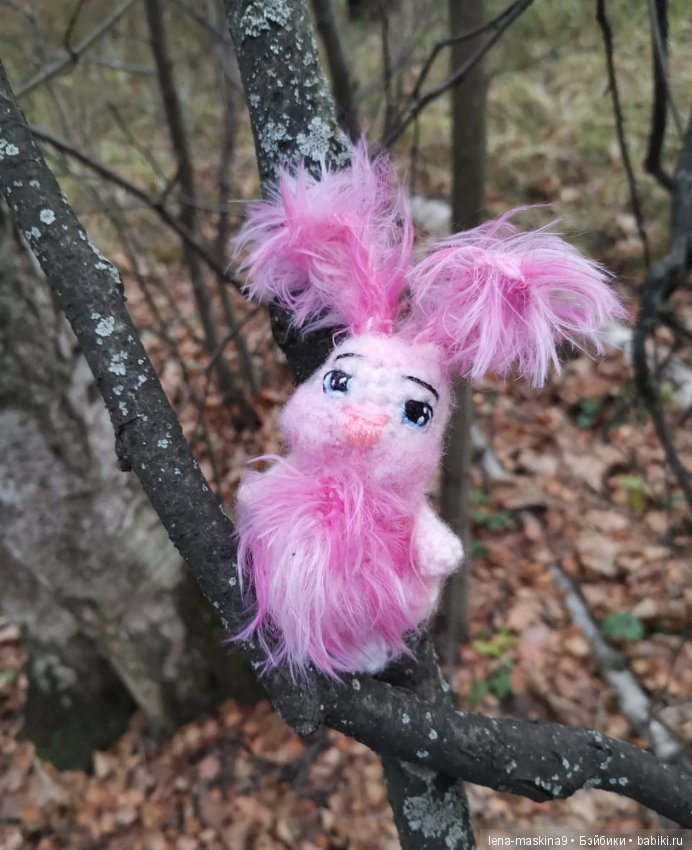 Марфушка - собралась в лес, за зайцами