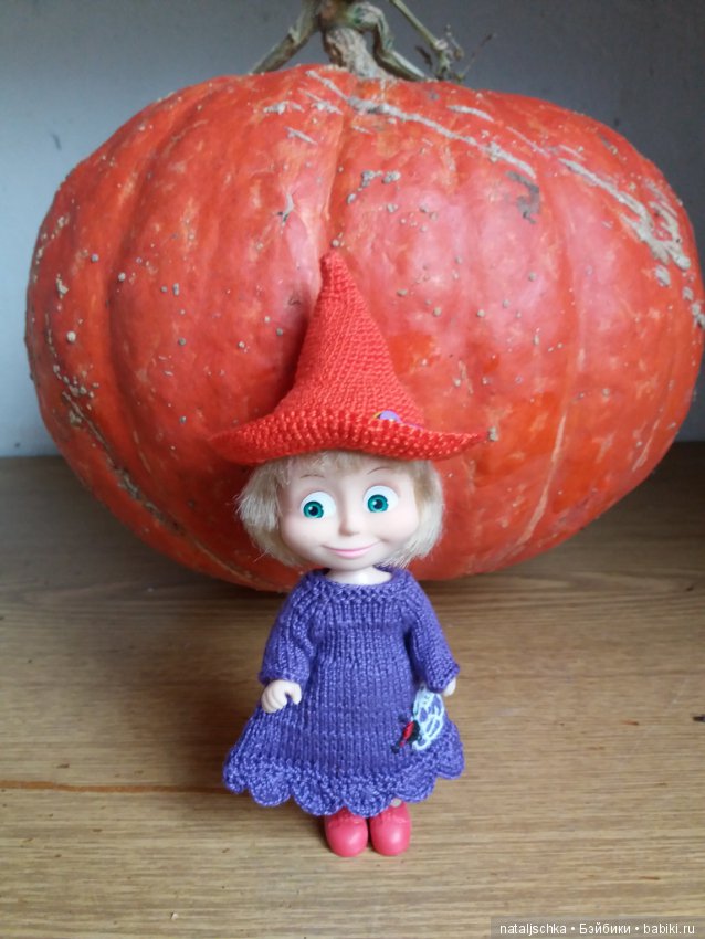 Праздник тыкв — Куклы Маша и Медведь (Simba): Маша в кармашке (фото 8)
