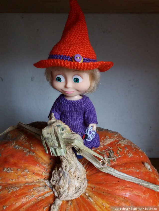 Праздник тыкв — Куклы Маша и Медведь (Simba): Маша в кармашке (фото 4)