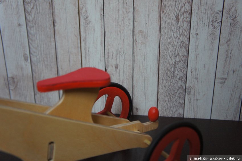 За окошком первый снег! А у нас велосипед