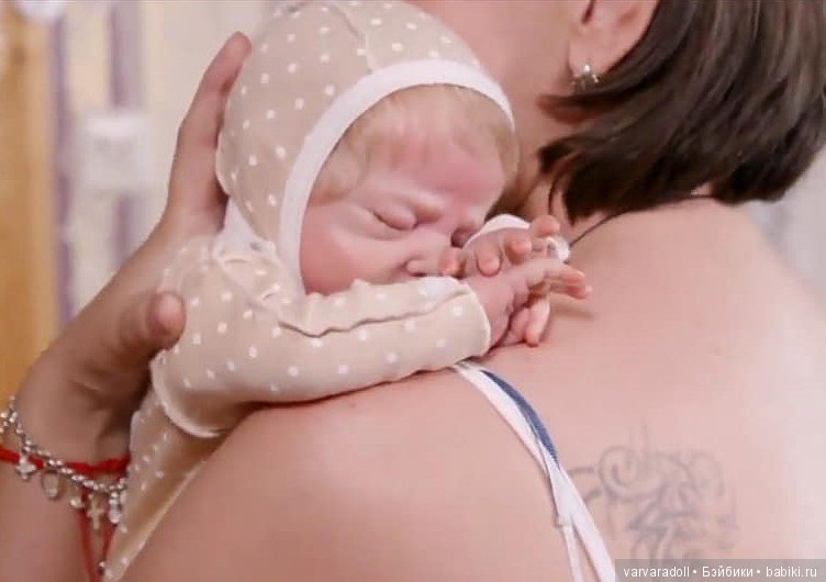 Малышка Ева уезжает в новый дом, видео сборы