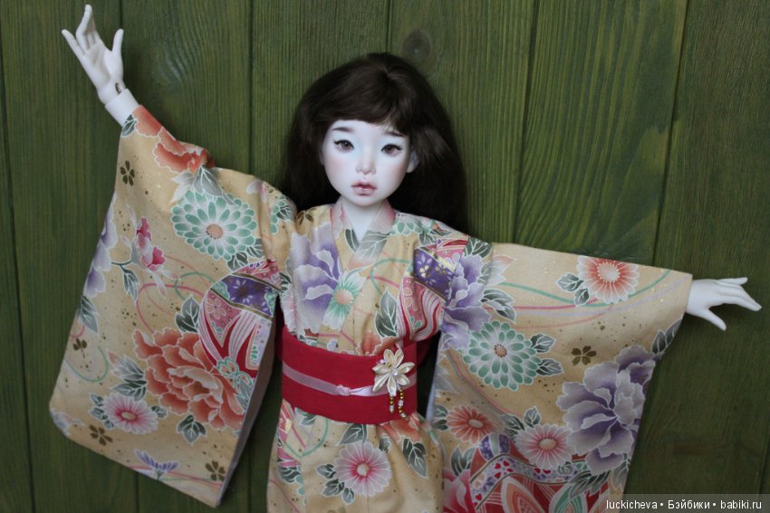 Файлин и её первое кимоно