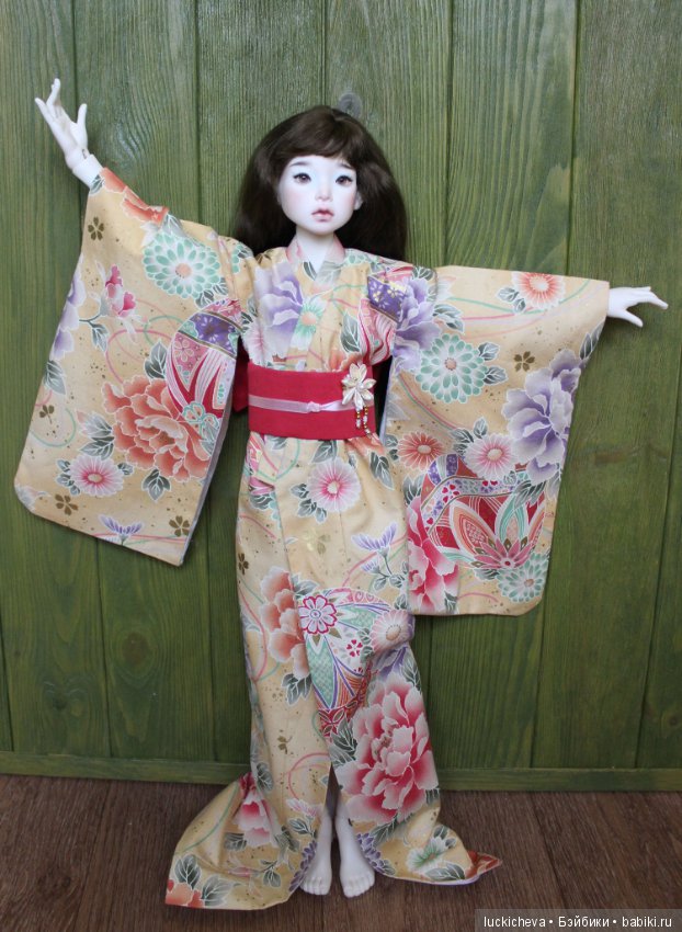 Файлин и её первое кимоно