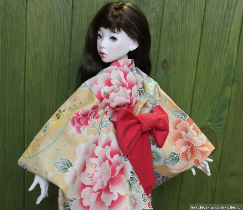 Файлин и её первое кимоно