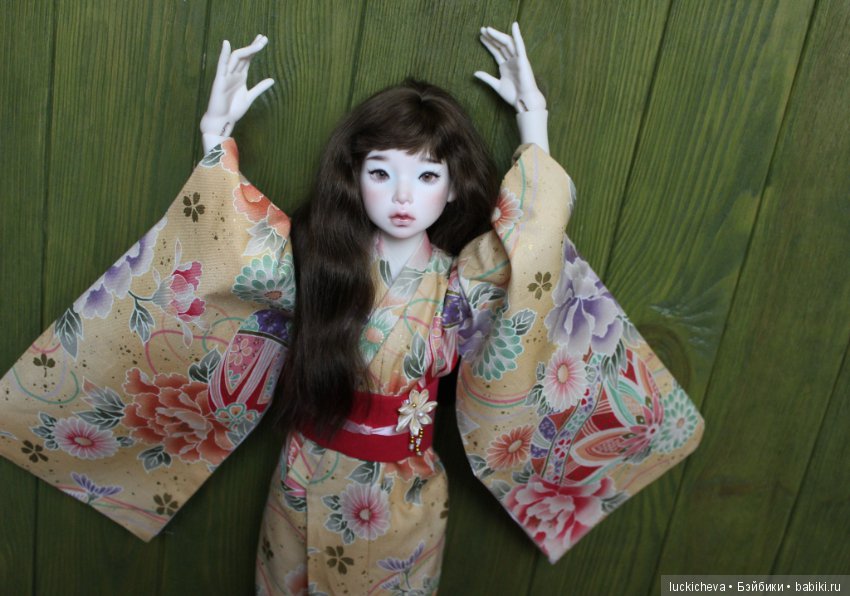 Файлин и её первое кимоно