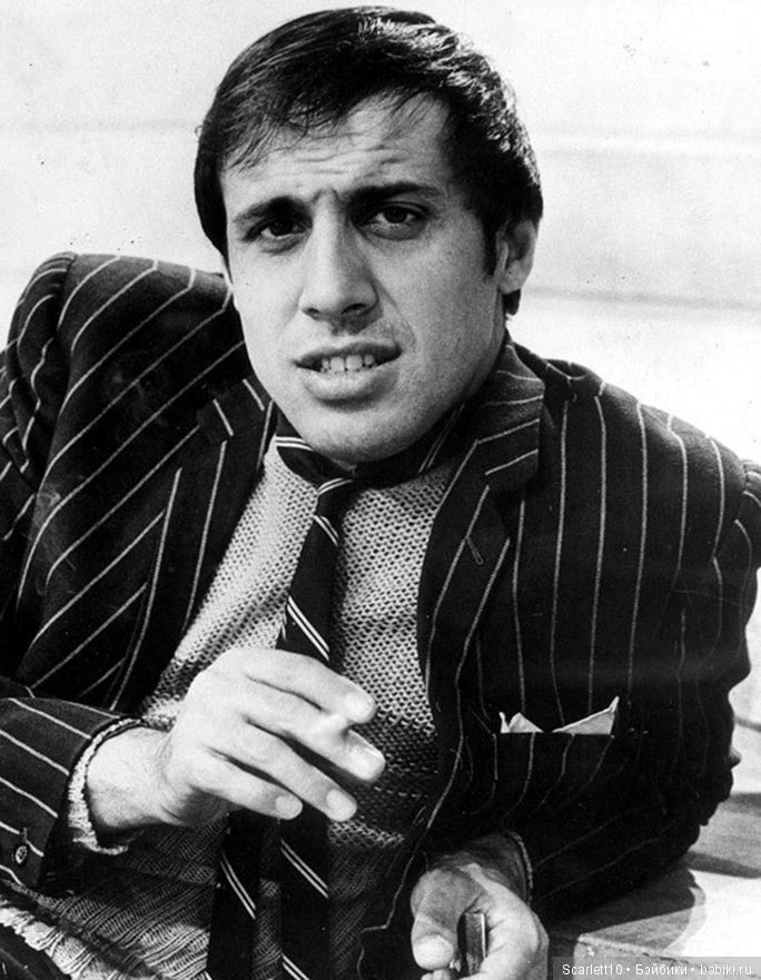 Адриано Челентано - по прозвищу “Человек на пружинах”