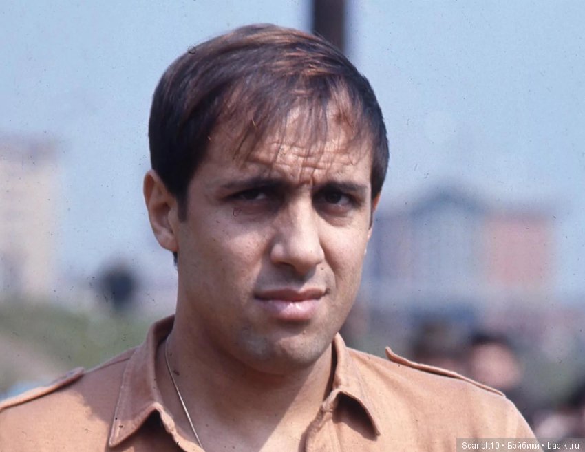 Адриано Челентано - по прозвищу “Человек на пружинах”