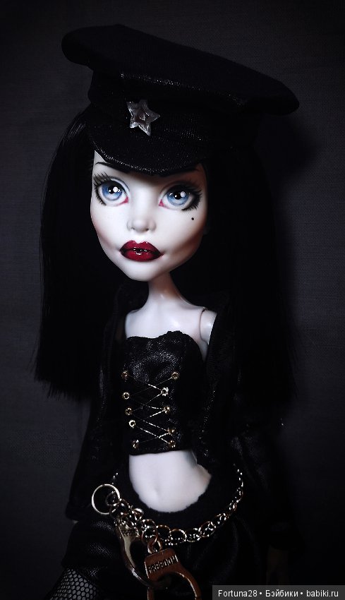 Внимание, вы арестованы! Или немного дерзости и соблазнения (фото 3)