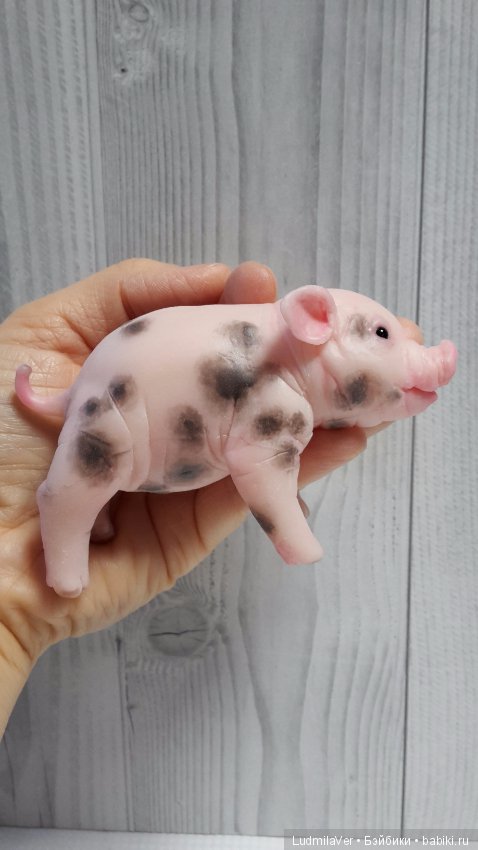 Силиконовый поросенок Пятнистик