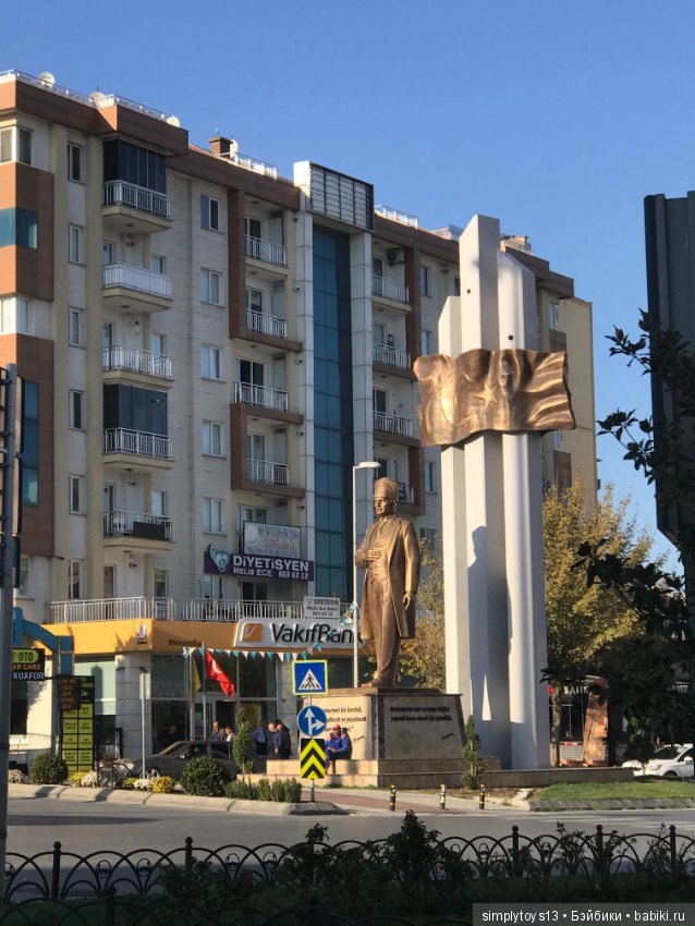 Луне в ноябре, как в сентябре тепло (фото 6)