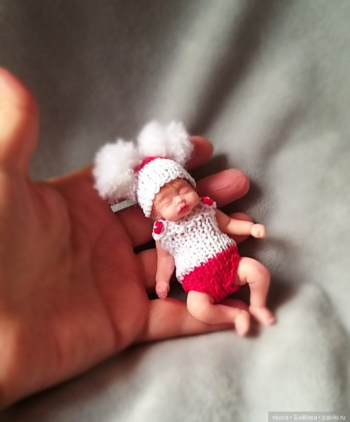 Маленькие куклы из силикона - целая галерея (фото 7)