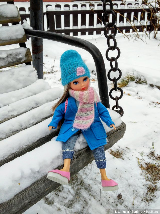 Алёнка гуляет по свежему снегу (фото 8)