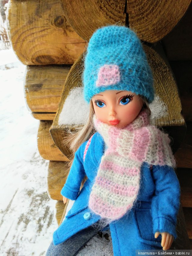 Алёнка гуляет по свежему снегу (фото 5)