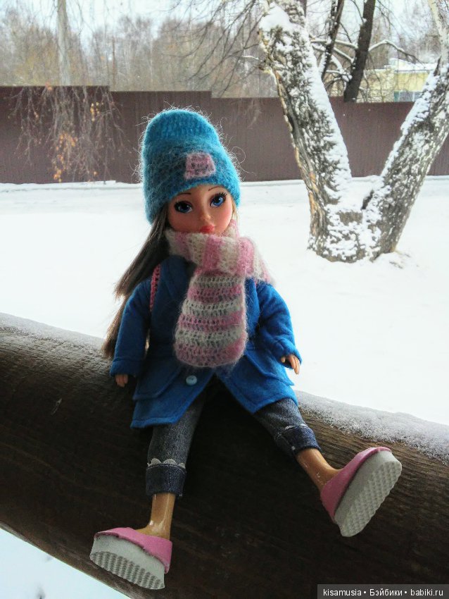 Алёнка гуляет по свежему снегу (фото 6)