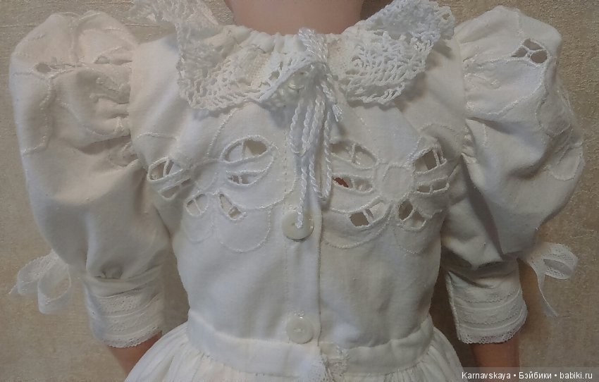 Недавние работы-платья из винтажных вышитых салфеток