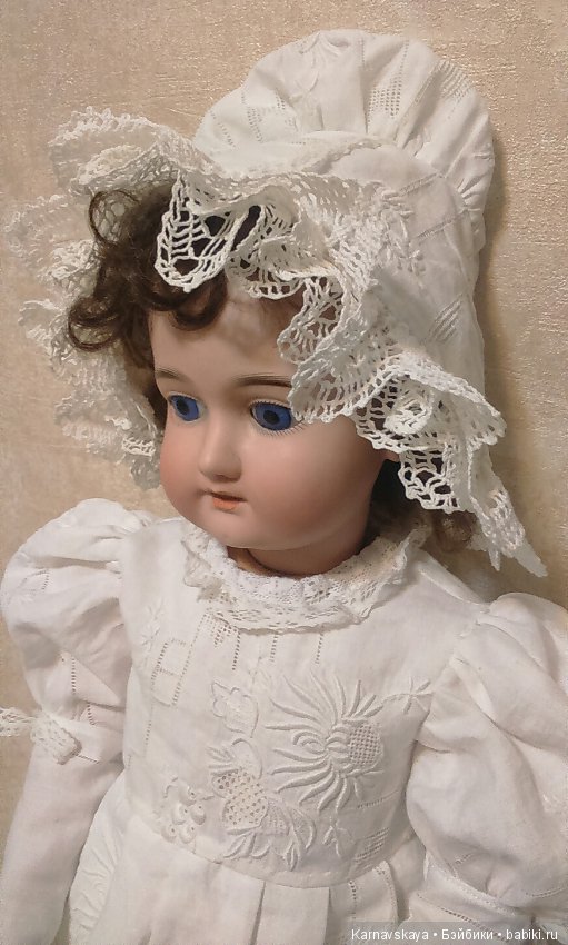 Недавние работы-платья из винтажных вышитых салфеток