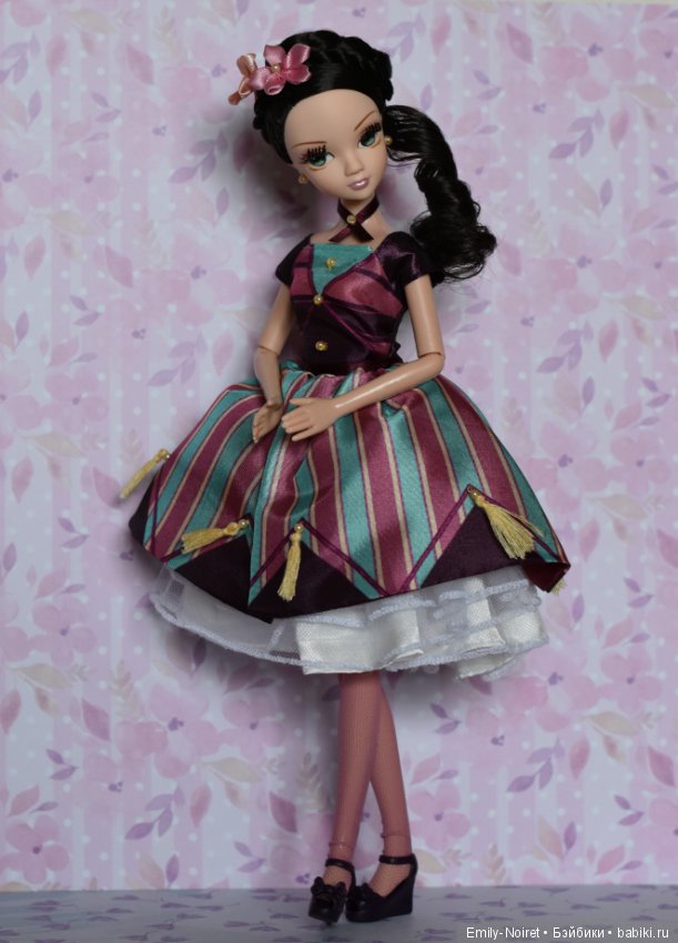 Алиса? Едва ли Алиса — Куклы Kurhn (Курн) и Sonya Rose (Соня): Золотая коллекция