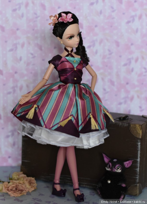 Алиса? Едва ли Алиса — Куклы Kurhn (Курн) и Sonya Rose (Соня): Золотая коллекция (фото 4)