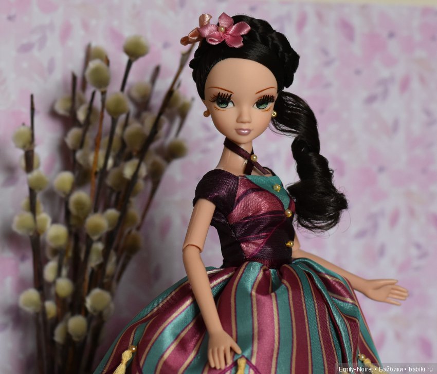 Алиса? Едва ли Алиса — Куклы Kurhn (Курн) и Sonya Rose (Соня): Золотая коллекция (фото 6)