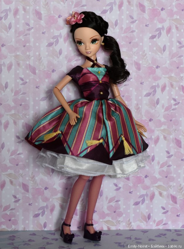 Алиса? Едва ли Алиса — Куклы Kurhn (Курн) и Sonya Rose (Соня): Золотая коллекция (фото 9)