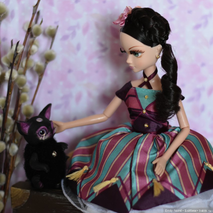 Алиса? Едва ли Алиса — Куклы Kurhn (Курн) и Sonya Rose (Соня): Золотая коллекция (фото 2)