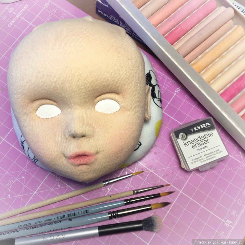 Бублик-помогатор или как удобно расписывать личико (фото 2)